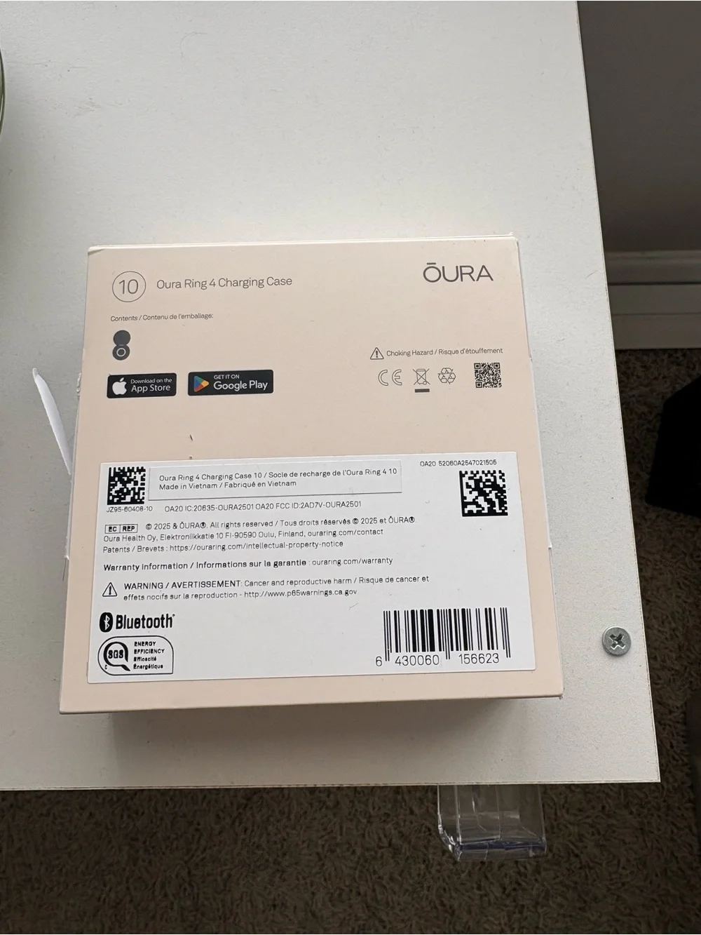 Oura Silver Ring Charging Case with Black Interior